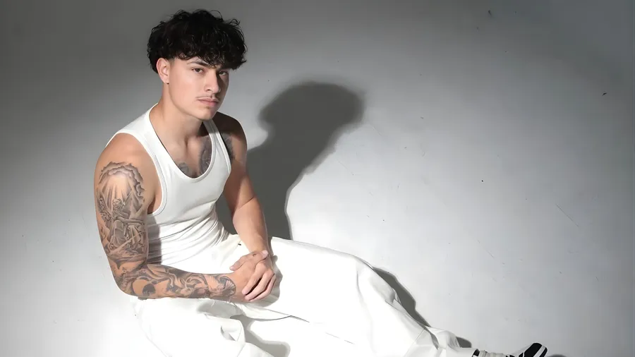 Alex Chino Biography, Age, Career & Net Worth 2025