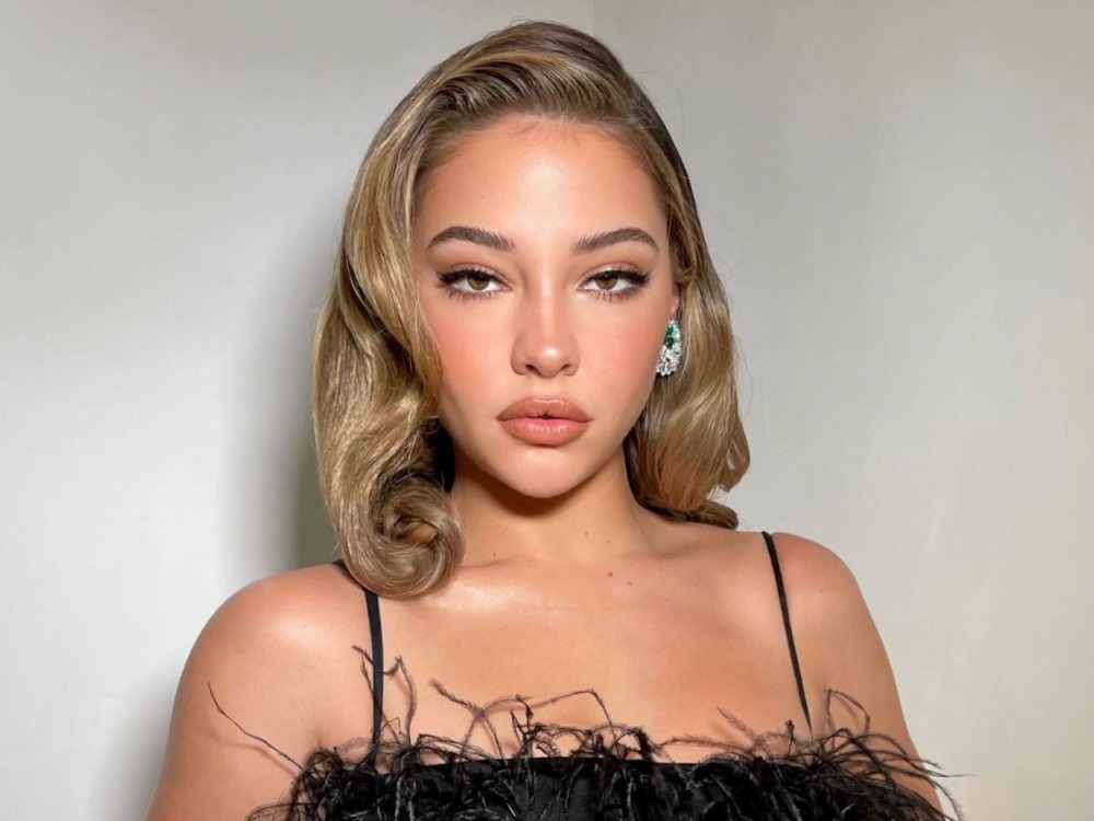 Madelyn Cline Age, Height & Career Facts 2026